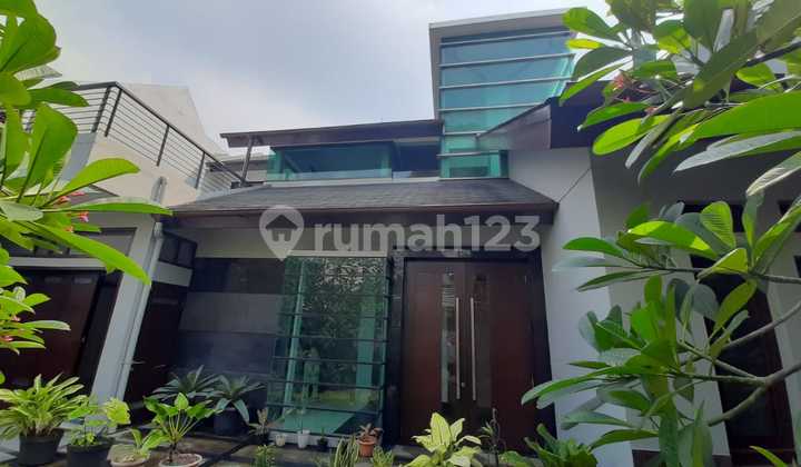 Rumah Siap Huni, Strategis, bisa untuk Kantor