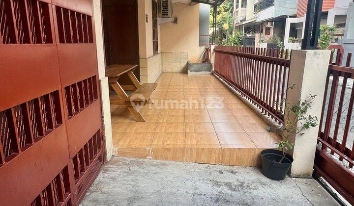 Lokasi Strategis,jarang Ada, Rumah Siap Pakai 2