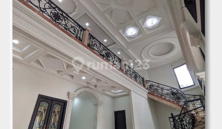 Di Jual Cepat, Rumah Mewah Jl. M Yamin, Menteng, Jakarta Pusat Di Jual Cepat, Rumah Mewah Jl. M Yamin, Menteng, Jakarta Pusat