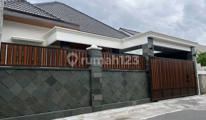 Rumah Baru Mewah Strategis Istimewa 1 Lantai Luas Tanah 261 M Solo Kota Dekat Manahan Rumah Baru Mewah Strategis Istimewa 1 Lantai Luas Tanah 261 M Solo Kota Dekat Manahan