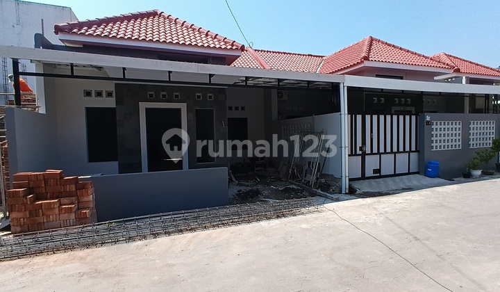 Rumah Baru Ready Modern Minimalis Luas Tanah 83 M² Full Canopy Free Minibar Di Cluster Dekat Jalan Mangesty Raya