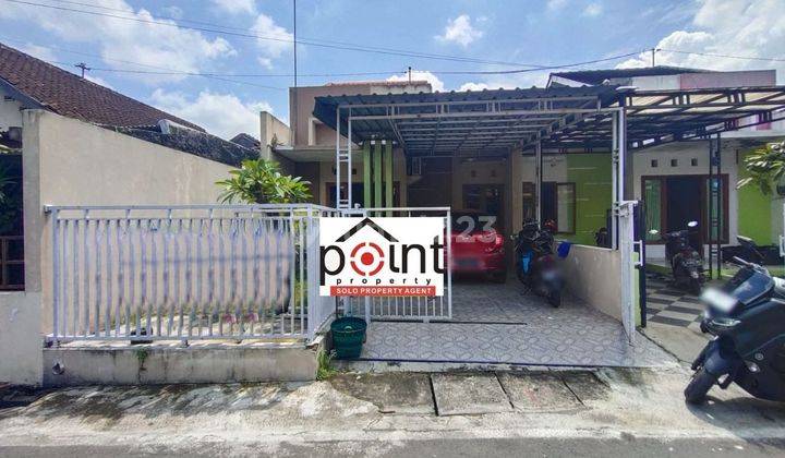 Rumah Furnish Dekat Rs Uns 1