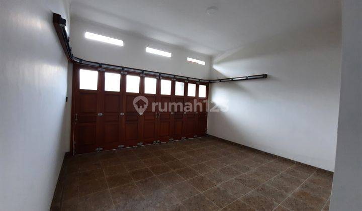 Rumah Baru Mewah Istimewa 1 lantai dekat Manahan Solo 15