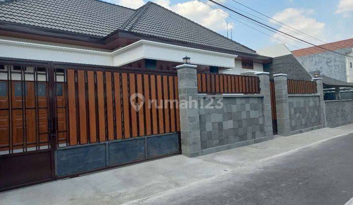 Rumah Baru  Mewah Luas Istimewa 1 Lantai Siap Huni Solo Kota 2