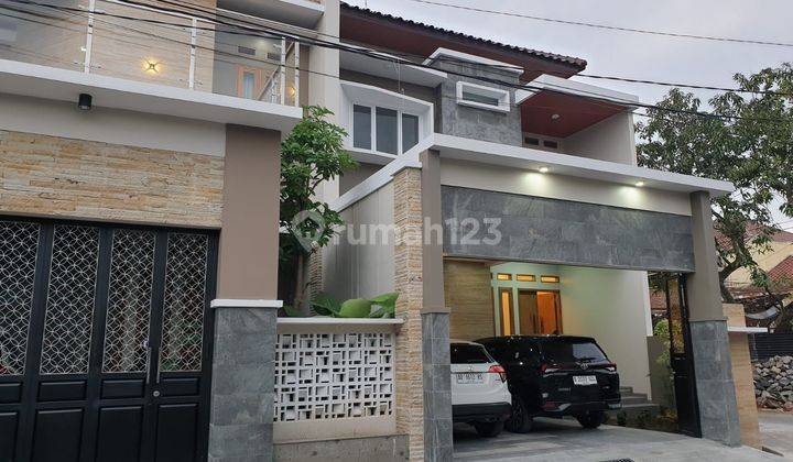 Rumah Mewah 2 Lantai Lokasi Strategis dekat Manahan Solo 2