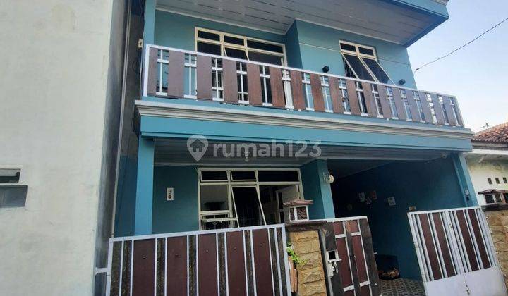 Rumah Bagus Murah 2 Lantai dekat Pasar Nusukan Solo 1