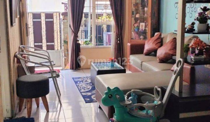 Rumah Bagus Murah 2 Lantai dekat Pasar Nusukan Solo 2