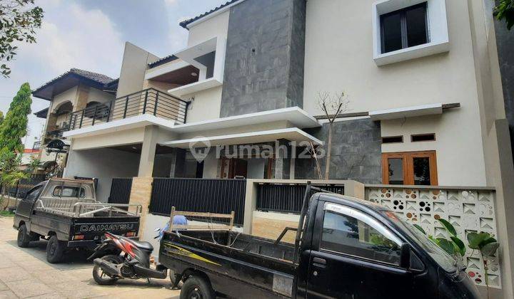 Rumah Mewah Baru 2 Lt Berkualitas Dekat Graha Saba Solo Kota (Finishing) 2