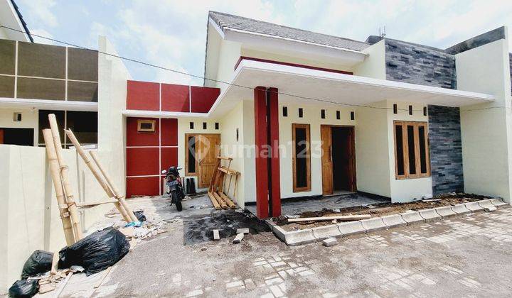 Rumah Cantik Gress Banget Ready Unit Free Canopy Cantik Di Cluster Dekat Exit Tol 2