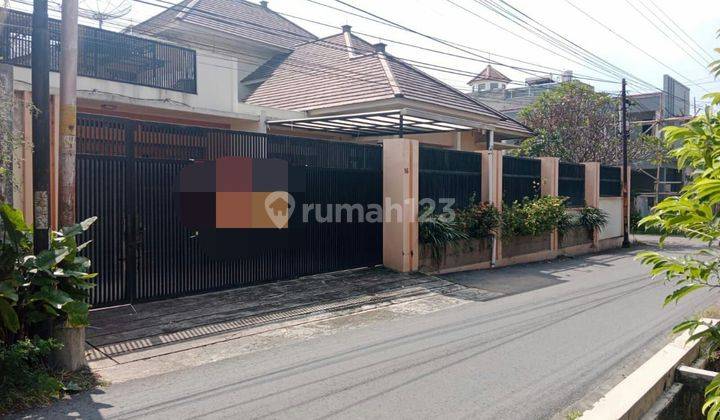 Rumah Mewah Luas Strategis dekat Stadion Manahan Solo 1