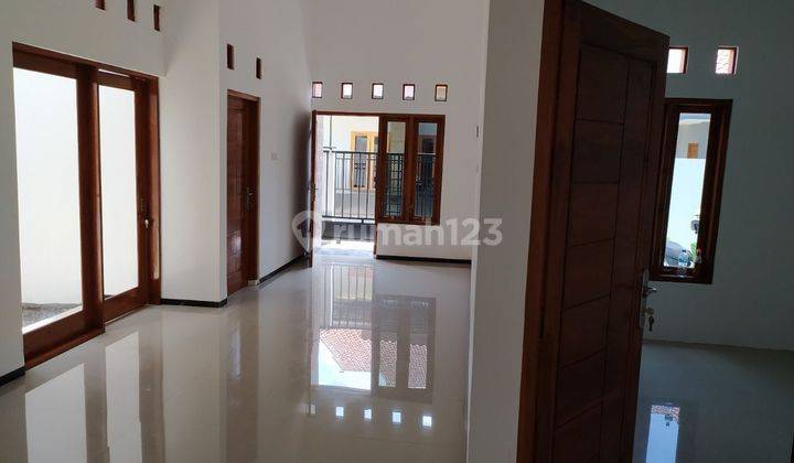 Disewakan Rumah Cantik Cluster Dekat Hotel Ramada Colomadu 1