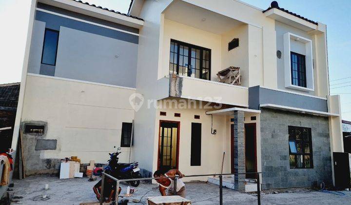 6 Unit Rumah Mewah 2 Lt Dalam Town House Di Banjarsari Solo Kota 1