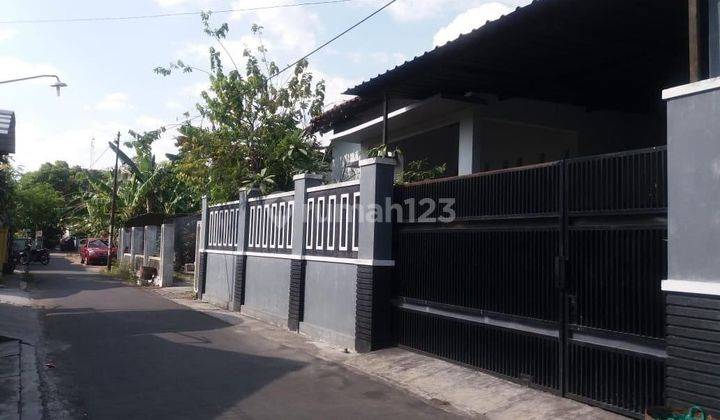 Hotlist Butuh Uang. Rumah Bagus Murah Siap Huni Luas Tanah 260m Hanya 2 Menit Ke Lapangan Fajar Indah  1