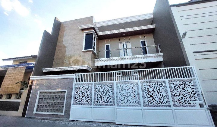 New Luxury 2-Story House in Fajar Indah Colomadu