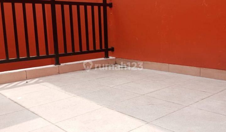 Rumah Bagus 2 Lantai Tengah Kota Hanya 2 Menit Ke Stadion Manahan Solo 2