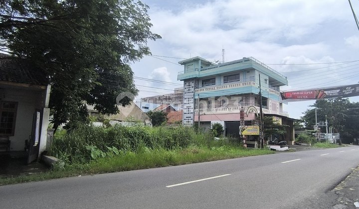 Tanah Tepi Jalan Cocok untuk Usaha Kos Minimarket Rumah Makan