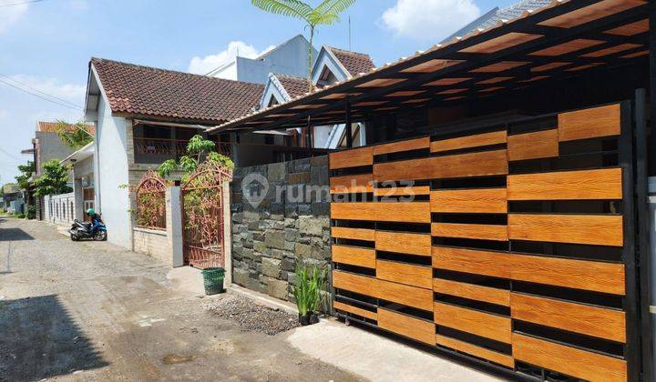 Rumah Cantik Lt 111 M² Renov Total Dekat Lor In Hotel Jln Adi Sucipto Colomadu Karanganyar 1