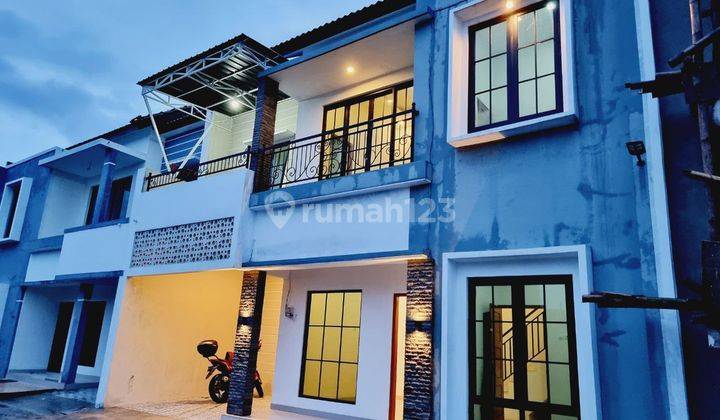 Rumah Baru Cantik Modern Dekat Exit Tol Klodran Colomadu 2