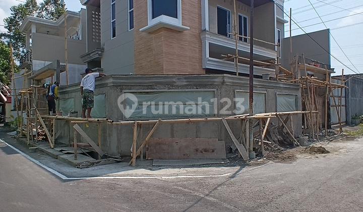 Rumah Baru Mewah 2 Lantai Dekat Kampus Ums Solo Kota Surakarta (finishing)