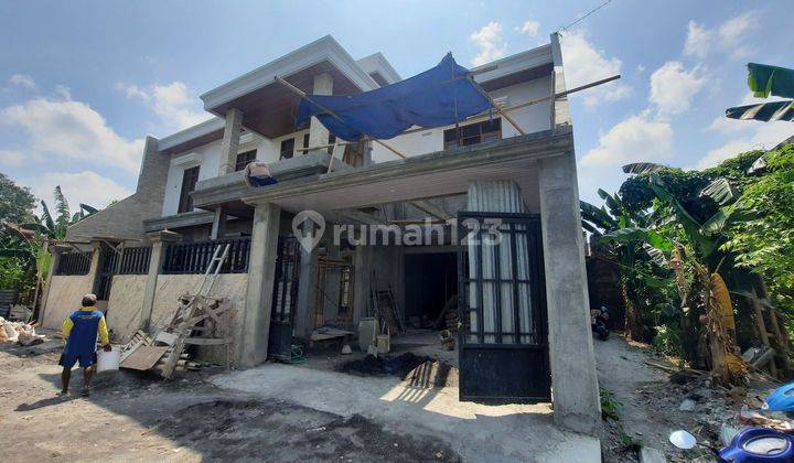 Rumah Mewah Baru 2 Lantai ada Kolam Renang Lokasi Strategis Dekat Stadion Manahan Solo 2