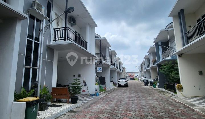 Rumah Cakep Cluster 2 Lantai Include Furnish Hanya 5 Menit Ke Kampus Ums Solo 2