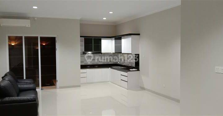 Rumah Mewah Cantik Siap Huni Di Cluster Eksklusive Gentan 2