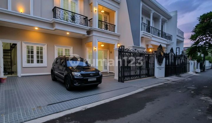 Rumah Baru Dalam Komplek Bebas Banjir Duren Sawit Jakarta Timur
