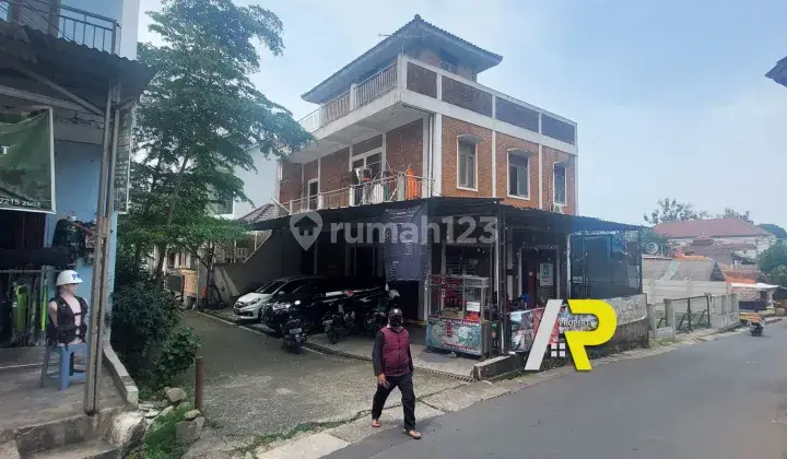 Ruko 2,5 lantai di Jl Raya mabes hankam,Cipayung,Jakarta Timur 1