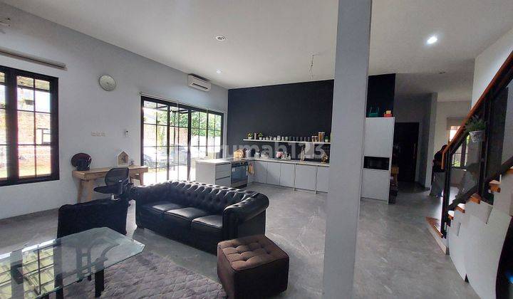 Rumah mewah furnished di Kemandoran 1 Jakarta Selatan 3