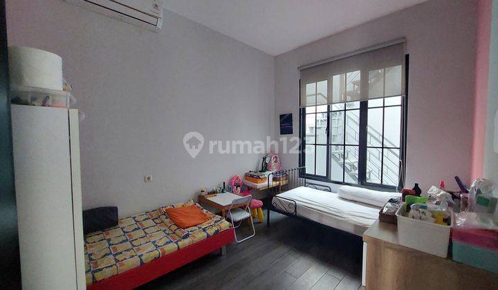 Rumah mewah furnished di Kemandoran 1 Jakarta Selatan 6