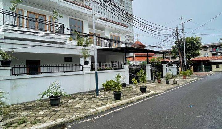 Rumah mewah siap huni di Pondok Pinang Jakarta Selatan 2