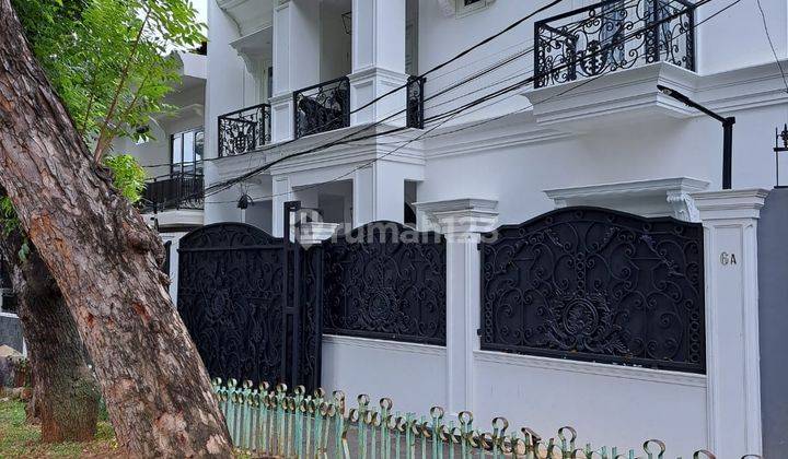 Rumah mewah baru classic di Tebet,Jakarta selatan 2