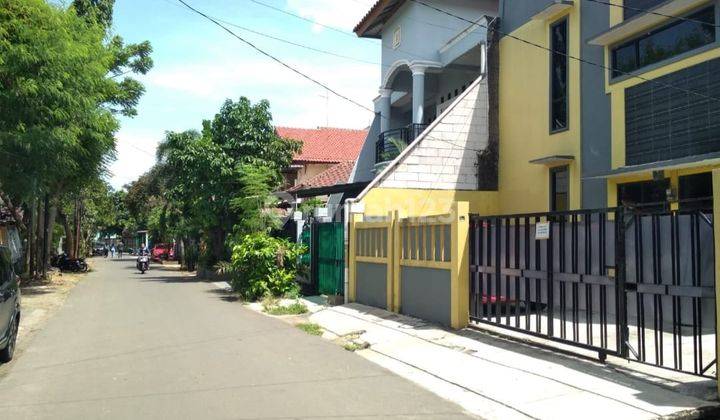 Rumah kost exclusive 13 kamar di Duren Sawit,Jakarta Timur 2