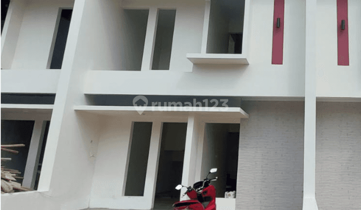 Rumah Cluster exclusive row jalan lebar di Jatikramat,Bekasi