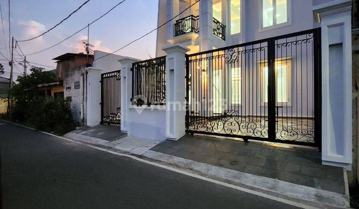 Rumah mewah baru di Duren Sawit,Jakarta Timur 2