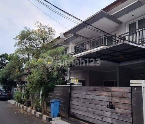 Rumah mewah siap huni strategis di Jati, Pulogadung,Jakarta Timur 1