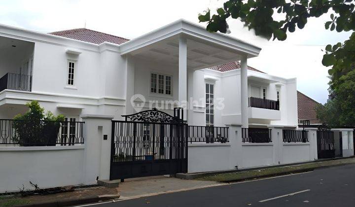 Rumah supermewah di Prestige area di Menteng Jakarta Pusat 1