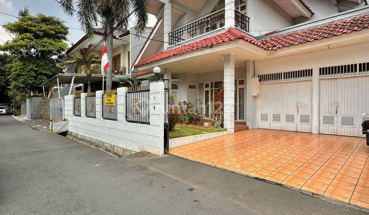 Rumah Mewah Secondary terawat di Cipete,Jakarta Selatan 1