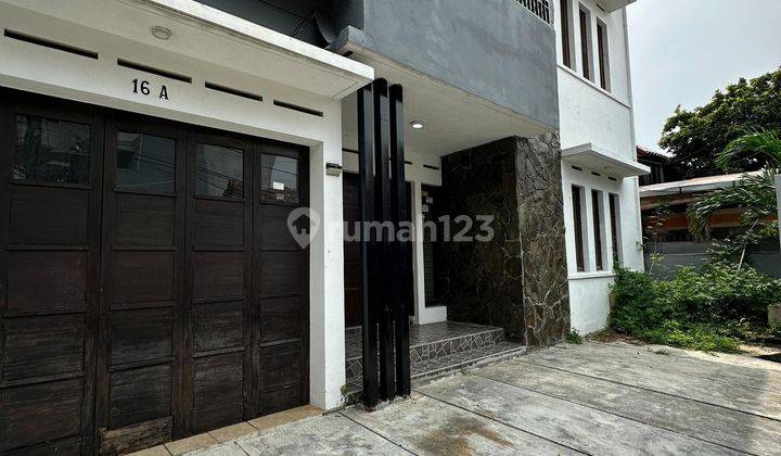 Rumah Siap Huni semi furnish di Tebet Timur Jakarta Selatan  2