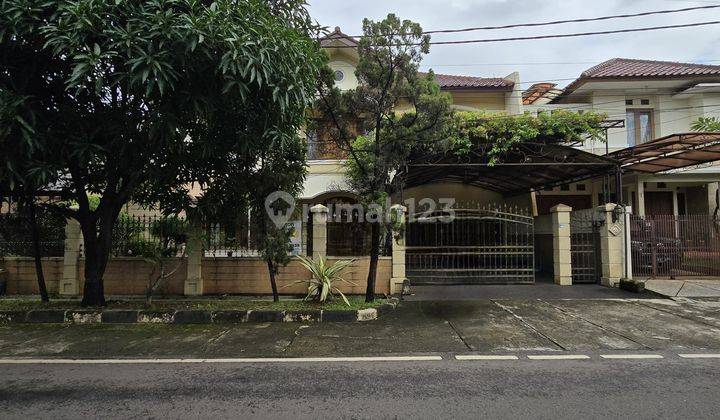 Rumah Mewah dalam komplek Billymoon,pondok kelapa,Jakarta Timur 1