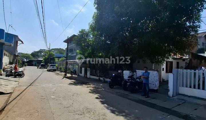 Rumah Secondary Akses Lebar di Pondok Bambu,Jakarta Timur 2