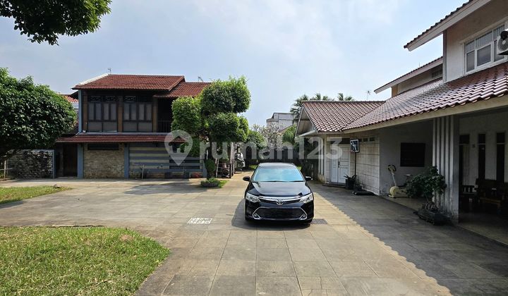 Rumah Kokoh Halaman Luas One Gate System di Duren Sawit Jak Tim 2