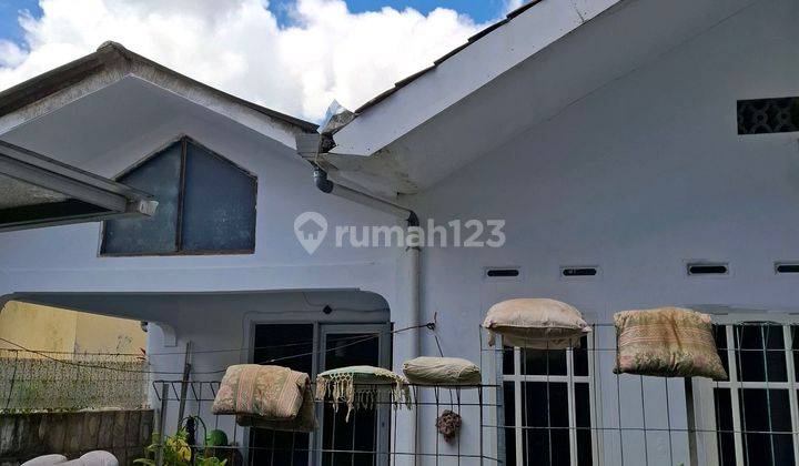 Rumah Akses Mobil Dekat Alun2 Syiarul Islam Kuningan Jawa Barat 2