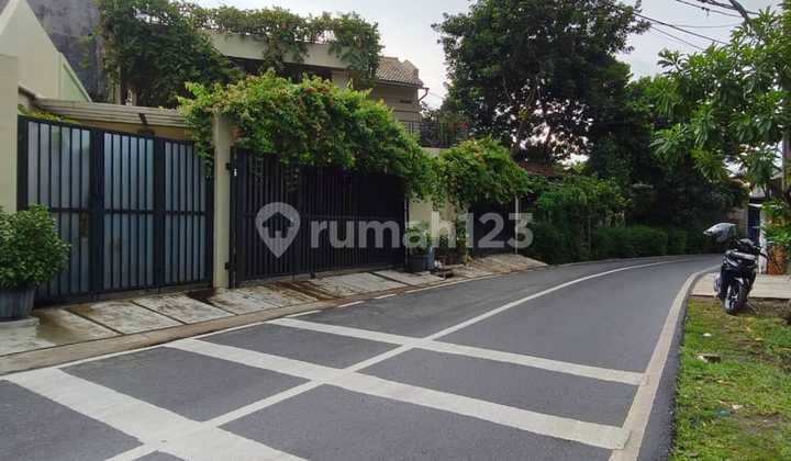 Non-Complex Furnished House in Bambu Apus, Cipayung, East Jakarta 2