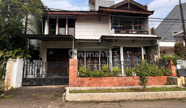 Rumah Secondary Dalam Komplek Akses Mudah Di Pd Bambu Jakarta Tim 1