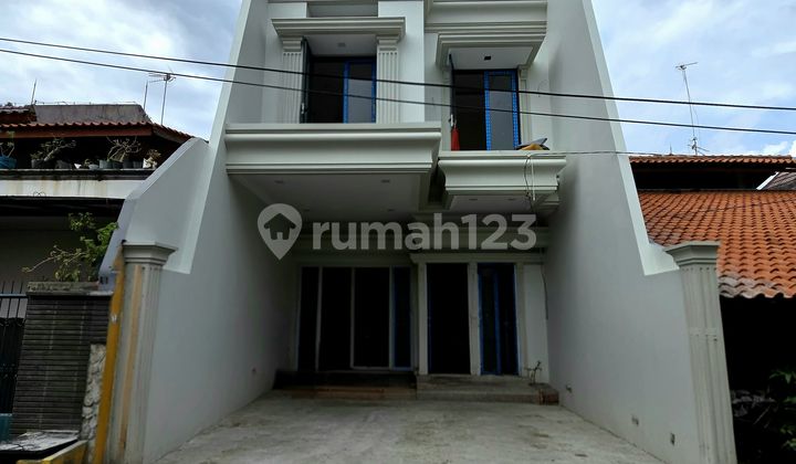Rumah Baru Strategis Dalam Komplek Rawamangun Jakarta Timur 