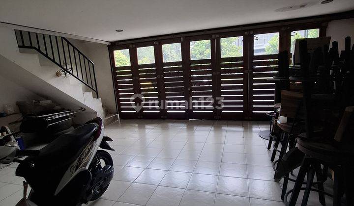 Rumah Di Raffles Hills Cibubur Depan Taman Row Jalan Superlebar 2