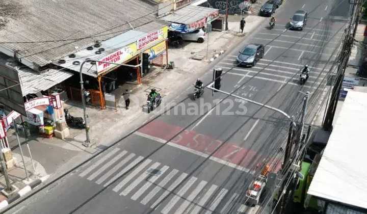 Cheap Land Near NJOP in Kebayoran Lama, South Jakarta Cheap Land Near NJOP in Kebayoran Lama, South Jakarta