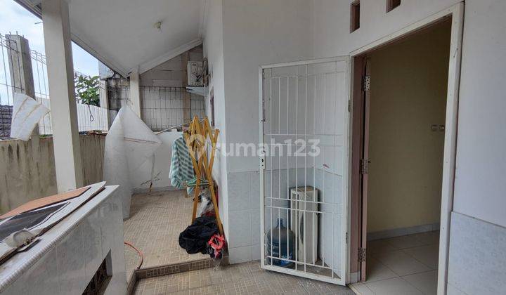 Dijual Rumah 2 Lantai Siap Huni Lokasi Strategis Di Korelet 2