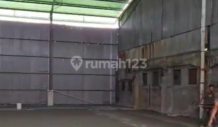 Disewakan Gudang Lokasi Strategis Di Jakarta Barat Disewakan Gudang Lokasi Strategis Di Jakarta Barat